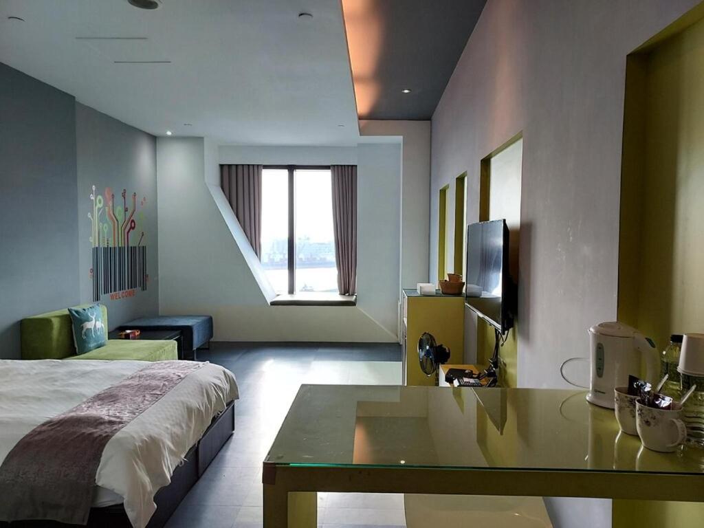 三条文旅 Apartamento Kaohsiung Exterior foto