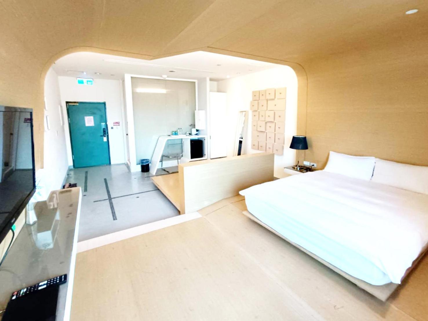 三条文旅 Apartamento Kaohsiung Exterior foto