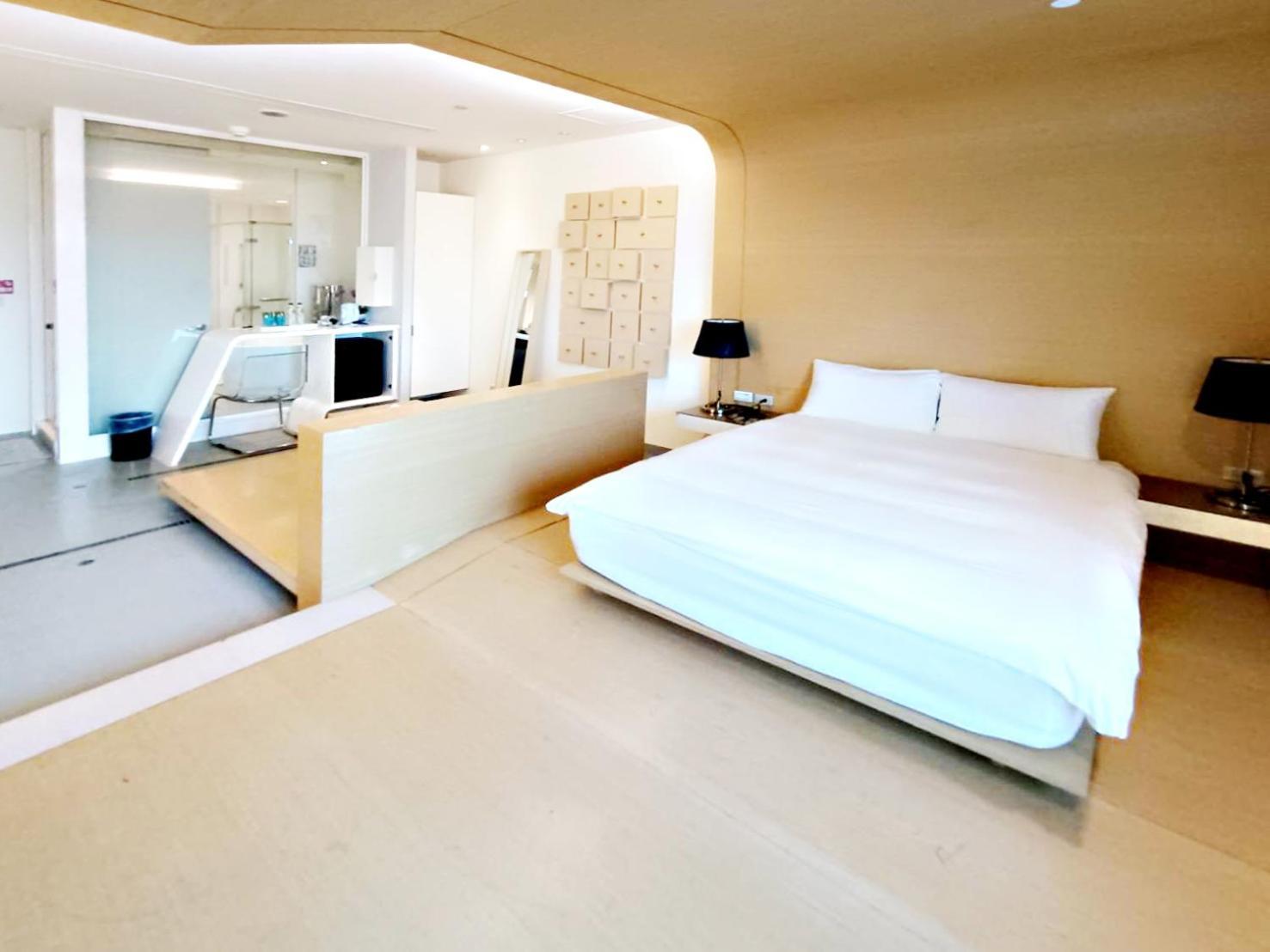 三条文旅 Apartamento Kaohsiung Exterior foto