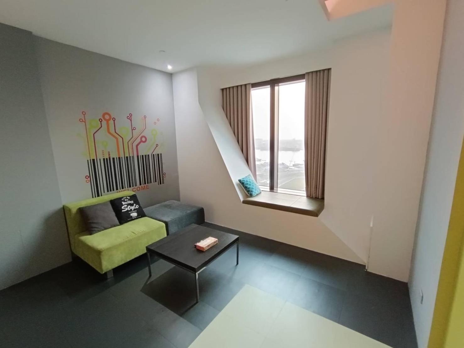 三条文旅 Apartamento Kaohsiung Exterior foto