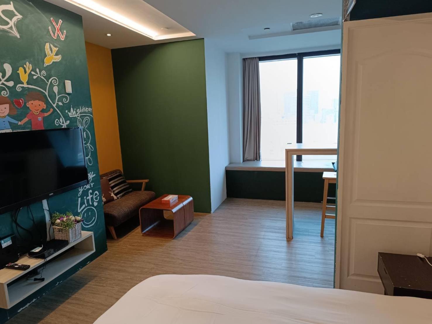 三条文旅 Apartamento Kaohsiung Exterior foto
