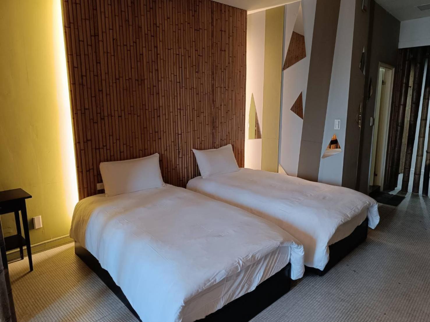 三条文旅 Apartamento Kaohsiung Exterior foto